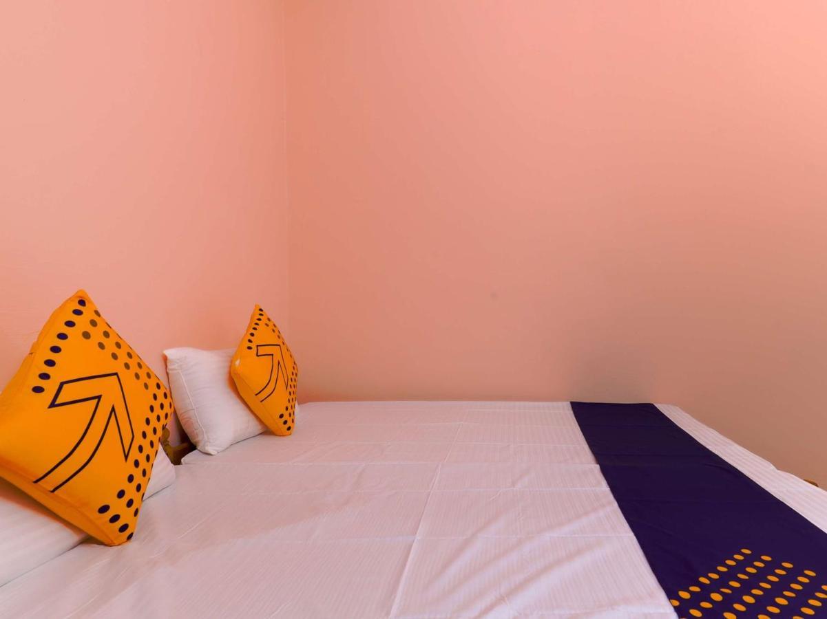 Oyo New Mubarak Tourist Home Panmana Luaran gambar