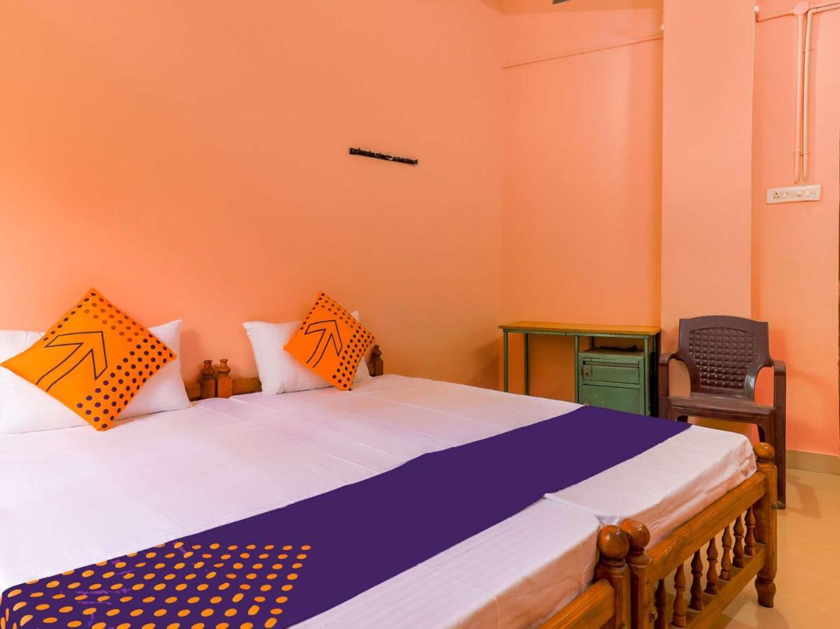 Oyo New Mubarak Tourist Home Panmana Luaran gambar