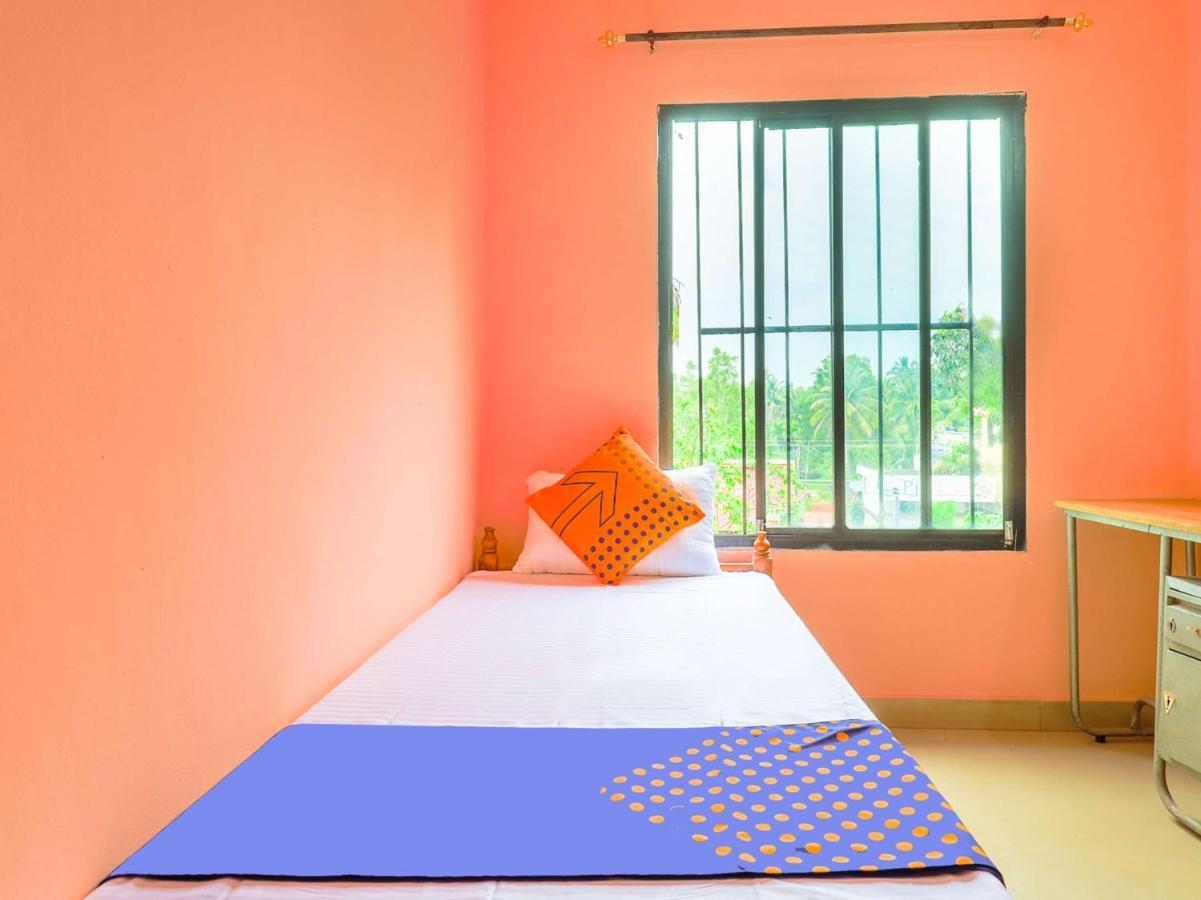 Oyo New Mubarak Tourist Home Panmana Luaran gambar