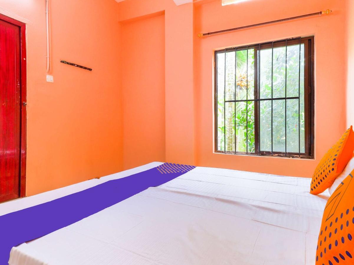 Oyo New Mubarak Tourist Home Panmana Luaran gambar